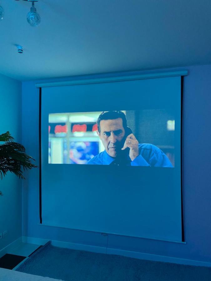 Capsule Miami Vice - Jacuzzi - Billard - Ecran Cinema & Netflix - Ping-Pong - Nintendo & Jeux- Lievin Ngoại thất bức ảnh