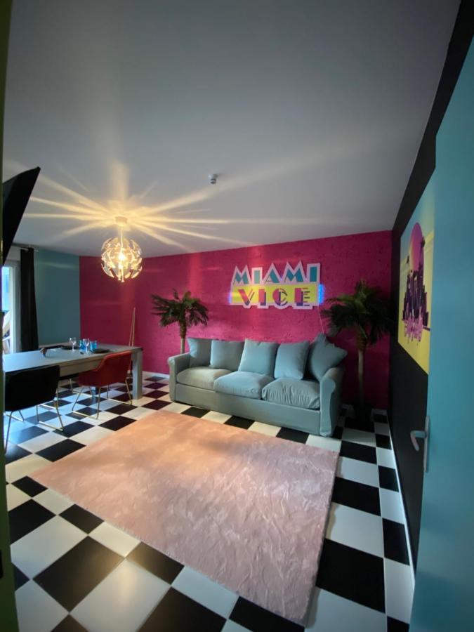 Capsule Miami Vice - Jacuzzi - Billard - Ecran Cinema & Netflix - Ping-Pong - Nintendo & Jeux- Lievin Ngoại thất bức ảnh