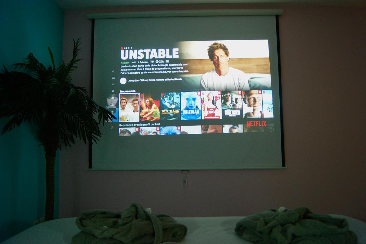 Capsule Miami Vice - Jacuzzi - Billard - Ecran Cinema & Netflix - Ping-Pong - Nintendo & Jeux- Lievin Ngoại thất bức ảnh
